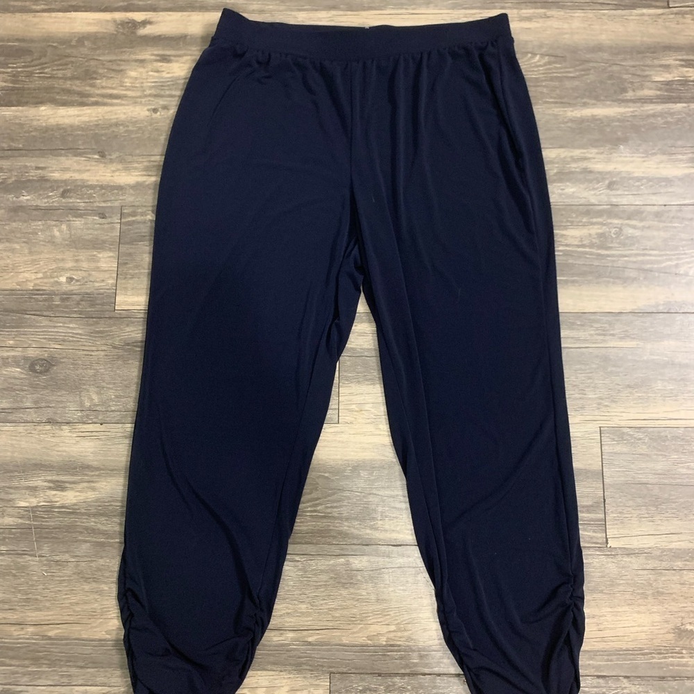 Chico's Navy Blue trousers ankle pants jogger style - Picture 2 of 8